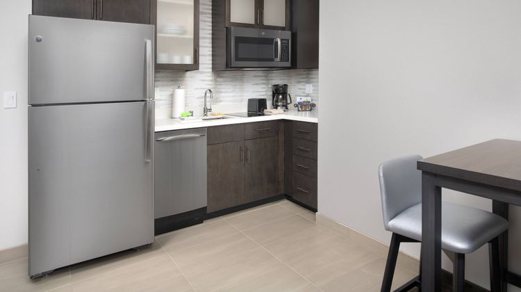 Residence Inn Modesto North Suite