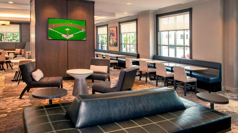 <b>Residence Inn Alexandria-Old Town Lobby</b>. Images powered by <a href="https://www.leonardoworldwide.com/" title="Leonardo Worldwide" target="_blank">Leonardo</a>.