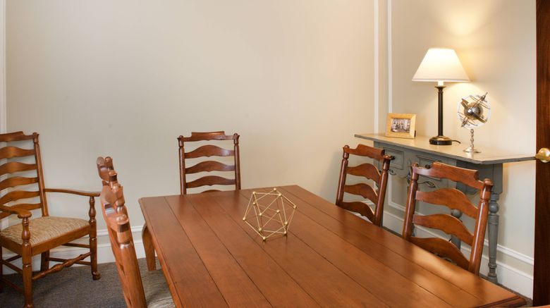 <b>Marriott Syracuse Downtown Suite</b>. Images powered by <a href="https://www.leonardoworldwide.com/" title="Leonardo Worldwide" target="_blank">Leonardo</a>.