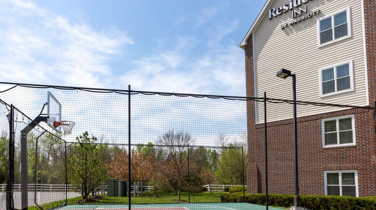 Residence Inn Largo Capital Beltway Recreation