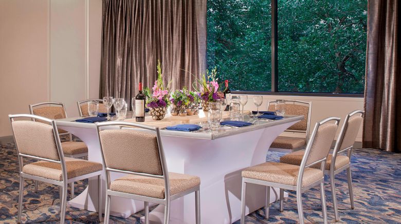 <b>The Westin Dallas Park Central Restaurant</b>. Images powered by <a href="https://www.leonardoworldwide.com/" title="Leonardo Worldwide" target="_blank">Leonardo</a>.