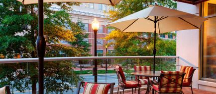 Residence Inn Alexandria at Carlyle Exterior