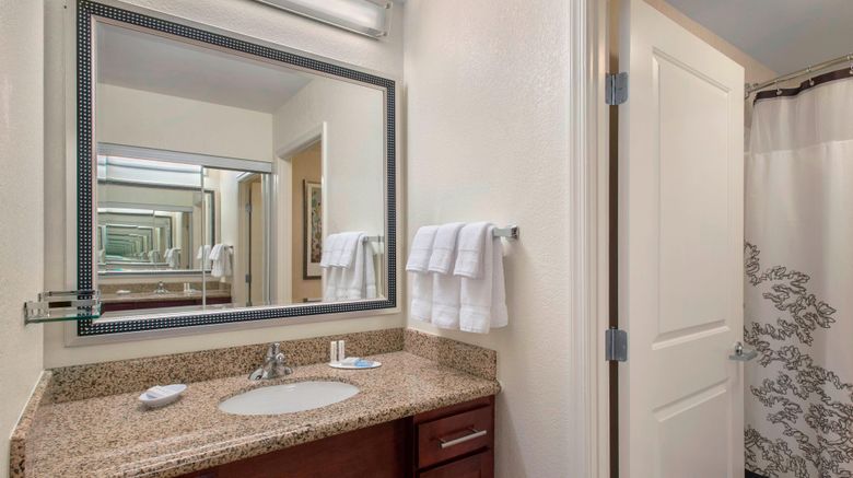 <b>Residence Inn Alexandria at Carlyle Room</b>. Images powered by <a href="https://www.leonardoworldwide.com/" title="Leonardo Worldwide" target="_blank">Leonardo</a>.