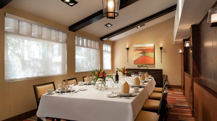 Marriott Riverside at Convention Center Restaurant