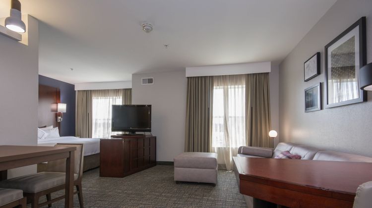 Residence Inn Charlotte Concord Suite
