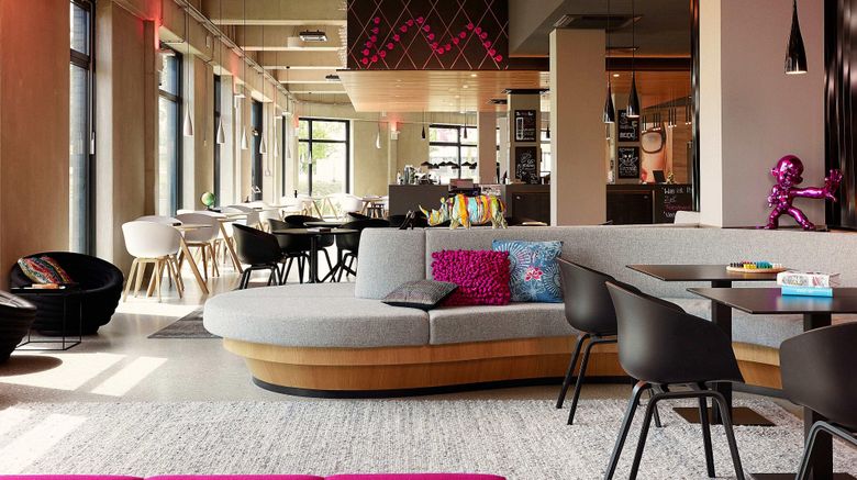 <b>MOXY Munich Airport Room</b>. Images powered by <a href="https://www.leonardoworldwide.com/" title="Leonardo Worldwide" target="_blank">Leonardo</a>.