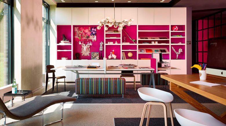 <b>MOXY Munich Airport Room</b>. Images powered by <a href="https://www.leonardoworldwide.com/" title="Leonardo Worldwide" target="_blank">Leonardo</a>.