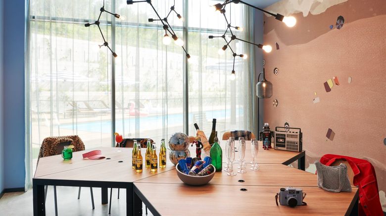 <b>Moxy Sophia Antipolis Meeting</b>. Images powered by <a href="https://www.leonardoworldwide.com/" title="Leonardo Worldwide" target="_blank">Leonardo</a>.
