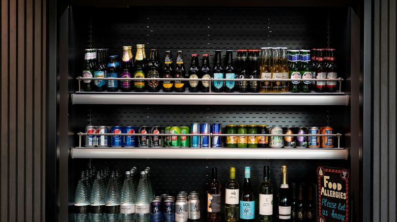 <b>Moxy Plymouth Restaurant</b>. Images powered by <a href="https://www.leonardoworldwide.com/" title="Leonardo Worldwide" target="_blank">Leonardo</a>.