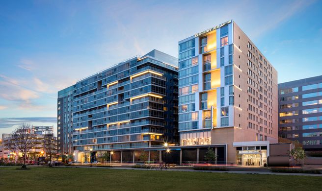 Residence Inn Capitol Hill/Navy Yard Exterior