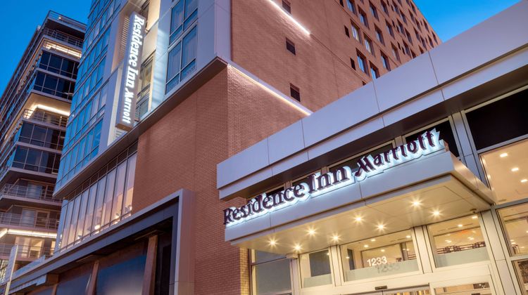 Residence Inn Capitol Hill/Navy Yard Exterior