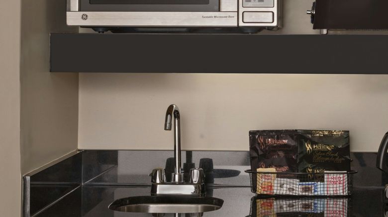 <b>Residences Mont-Tremblant Room</b>. Images powered by <a href="https://www.leonardoworldwide.com/" title="Leonardo Worldwide" target="_blank">Leonardo</a>.