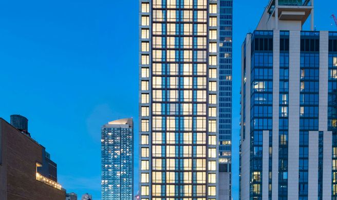 Moxy NYC Chelsea Exterior