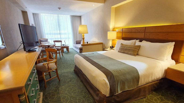 <b>Marriott Tuxtla Gutierrez Hotel Room</b>. Images powered by <a href="https://www.leonardoworldwide.com/" title="Leonardo Worldwide" target="_blank">Leonardo</a>.