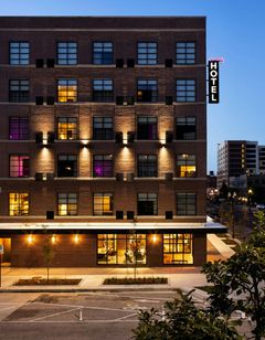 Moxy Omaha Downtown