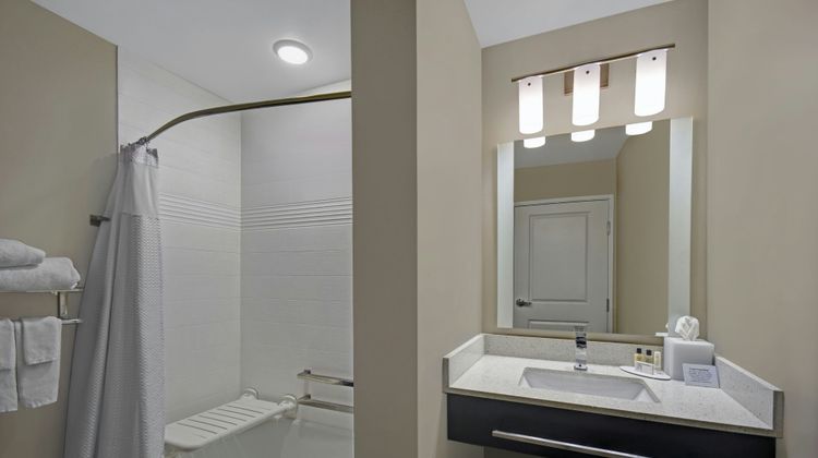 TownePlace Suites Grand Rapids Wyoming Suite