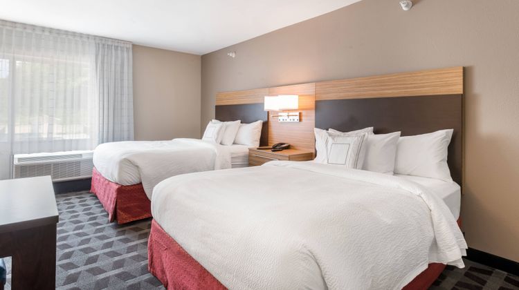 TownePlace Suites Greensboro Coliseum Suite