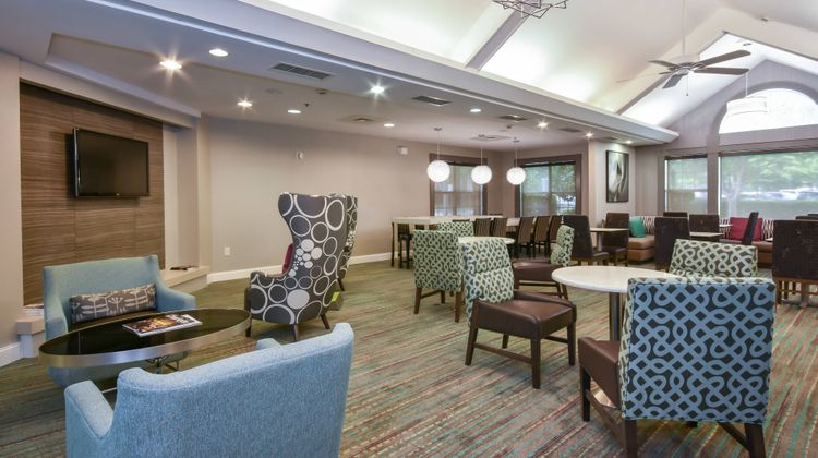 Residence Inn Charlotte Lake Norman Lobby