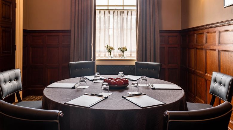 <b>The Langley, A Luxury Collection Hotel Meeting</b>. Images powered by <a href="https://www.leonardoworldwide.com/" title="Leonardo Worldwide" target="_blank">Leonardo</a>.