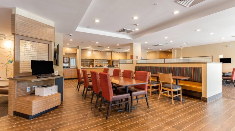 <b>TownePlace Suites Greensboro Coliseum Restaurant</b>. Images powered by <a href="https://www.leonardoworldwide.com/" title="Leonardo Worldwide" target="_blank">Leonardo</a>.