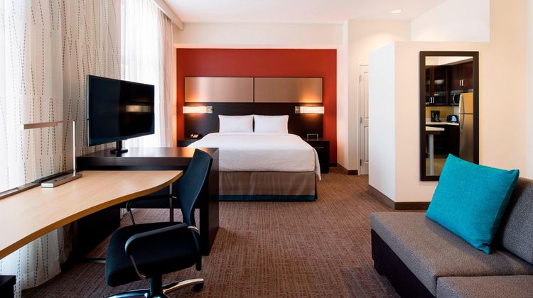 Residence Inn by Marriott Calgary South Room