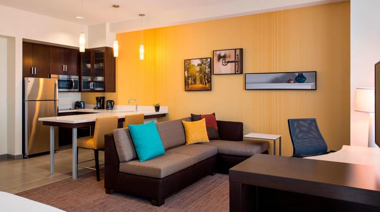 Residence Inn by Marriott Calgary South Room