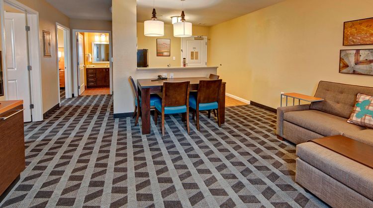 TownePlace Suites Hattiesburg Room
