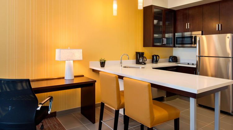 Residence Inn by Marriott Calgary South Room
