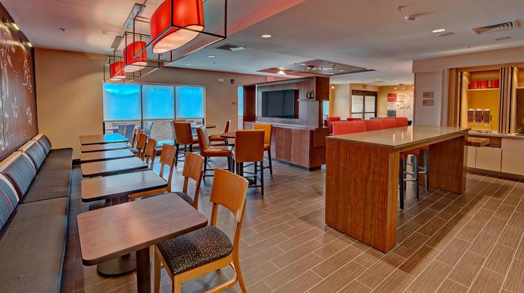 TownePlace Suites Hattiesburg Restaurant