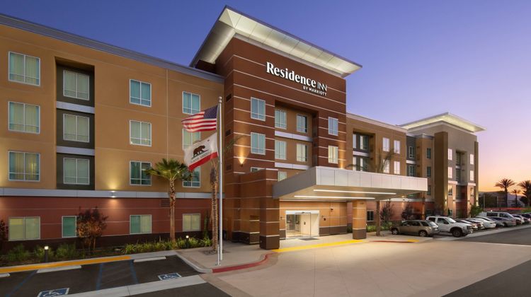 Residence Inn Ontario Rancho Cucamonga Exterior