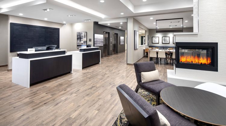 Residence Inn Toronto Mississauga West Lobby