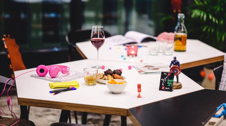 <b>Moxy Poznan Airport Hotel Meeting</b>. Images powered by <a href="https://www.leonardoworldwide.com/" title="Leonardo Worldwide" target="_blank">Leonardo</a>.