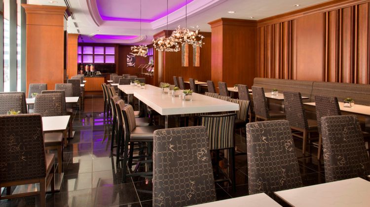 Residence Inn Toronto Downtown Restaurant