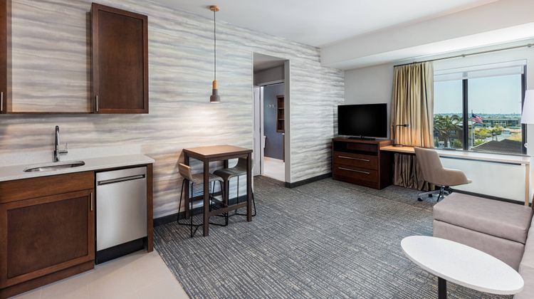Residence Inn Riverside Moreno Room