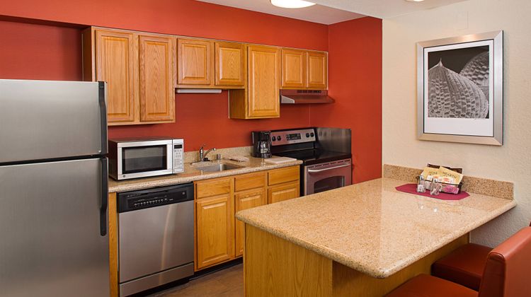 Residence Inn Ontario Airport Room