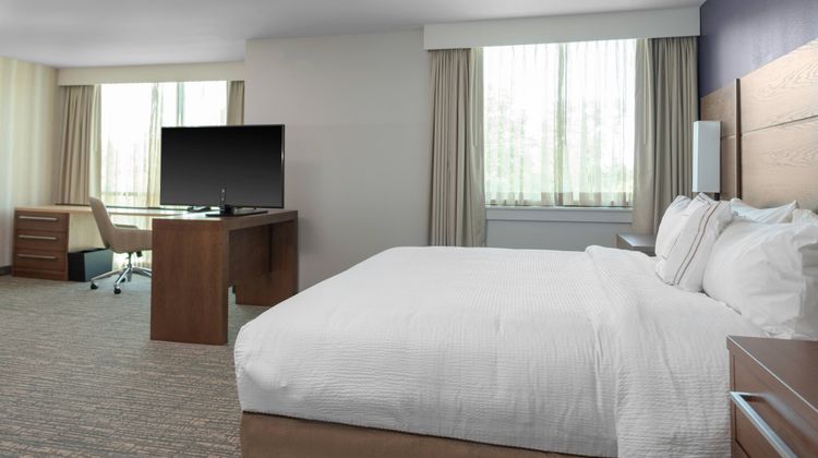 Residence Inn Virginia Beach Town Center Suite