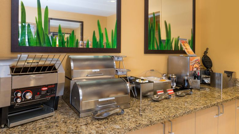 <b>TownePlace Suites by Marriott Restaurant</b>. Images powered by <a href="https://www.leonardoworldwide.com/" title="Leonardo Worldwide" target="_blank">Leonardo</a>.