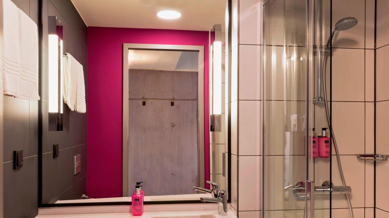 <b>MOXY Stuttgart Airport/Messe Room</b>. Images powered by <a href="https://www.leonardoworldwide.com/" title="Leonardo Worldwide" target="_blank">Leonardo</a>.