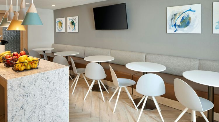 TownePlace Suites by Marriott Dulles Restaurant
