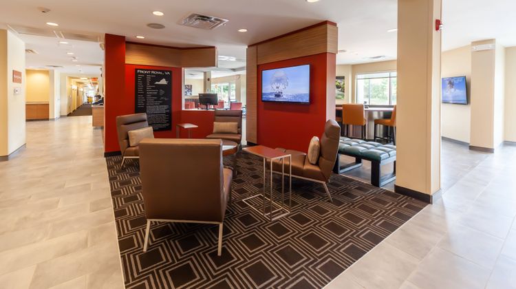 TownePlace Suites By Marriott Lobby