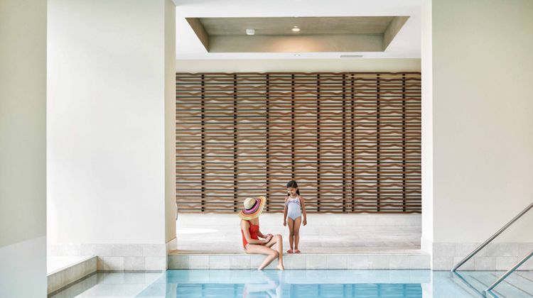 The Ritz-Carlton, Toronto Pool