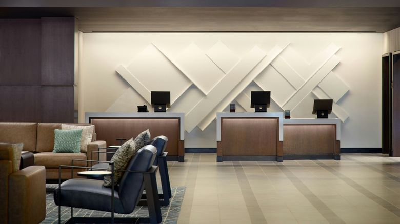 <b>Marriott Knoxville Downtown Lobby</b>. Images powered by <a href="https://www.leonardoworldwide.com/" title="Leonardo Worldwide" target="_blank">Leonardo</a>.