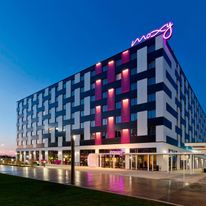 MOXY Vienna Airport