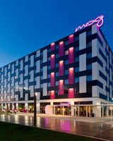 MOXY Vienna Airport