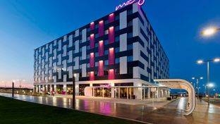 MOXY Vienna Airport