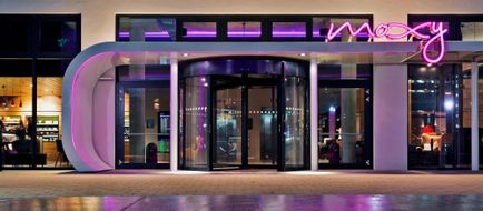 MOXY Vienna Airport Exterior