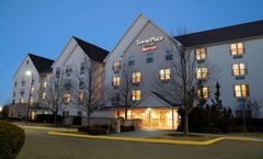 TownePlace Suites Republic Arpt Long Isl