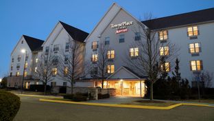 TownePlace Suites Republic Arpt Long Isl