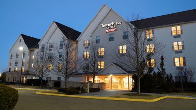 TownePlace Suites Republic Arpt Long Isl