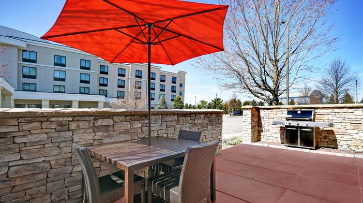 TownePlace Suites Republic Arpt Long Isl Exterior